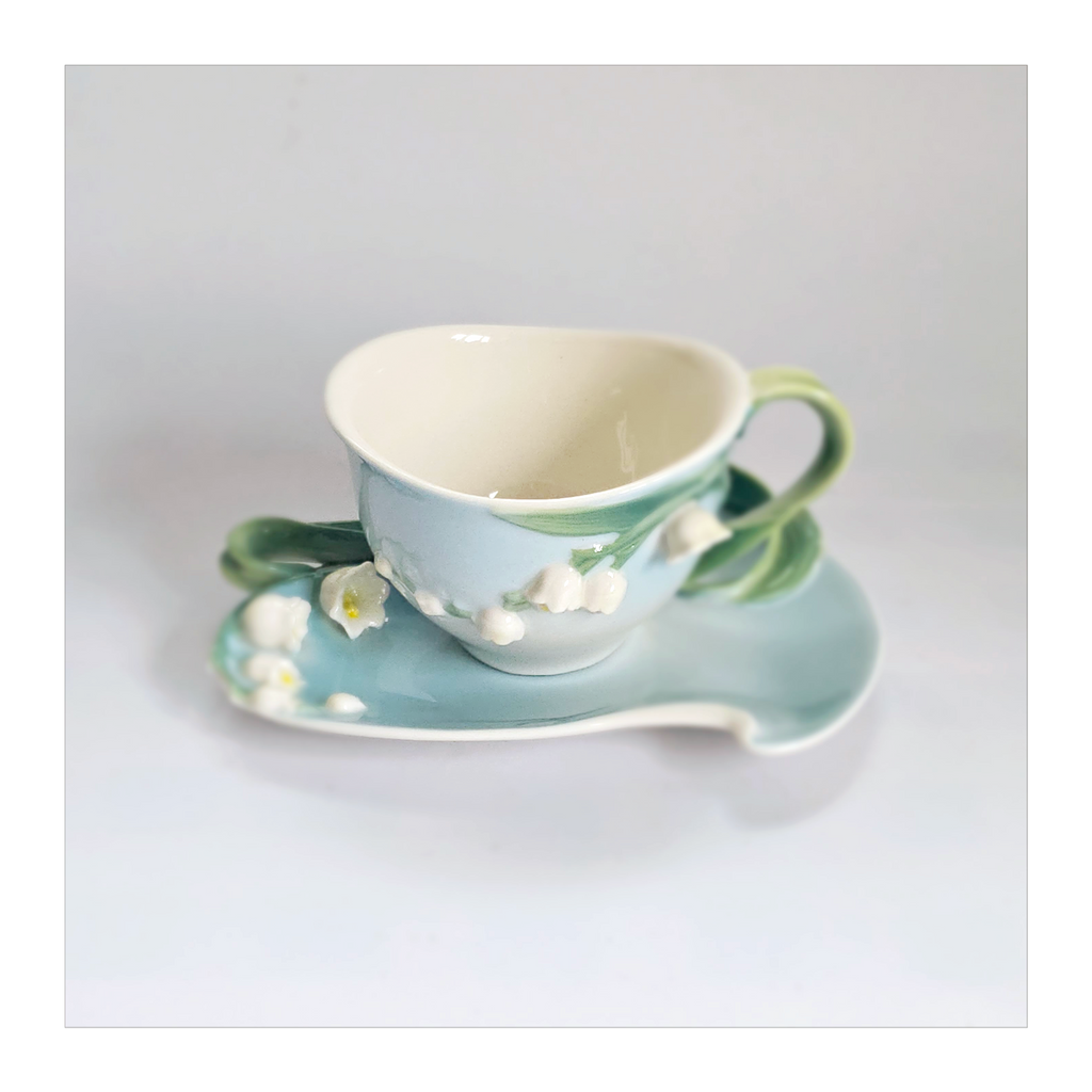 Beautiful Vintage Two's Company Garden Party Lily of the Valley Cup and Saucer