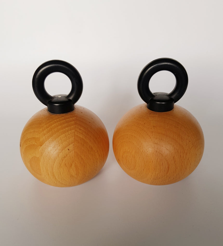 Vintage Bodum Sphere Beechwood Salt and Pepper Mill / Grinder, Design by Richard Nissen, Made in Denmark