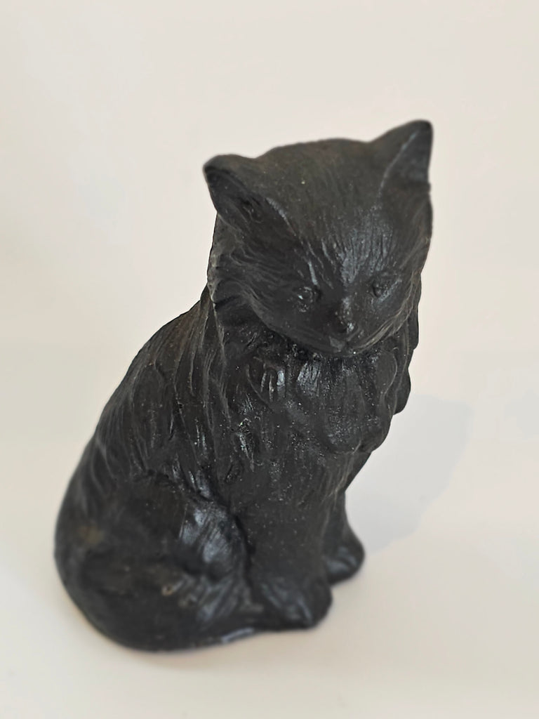 Vintage Kingmaker Cat Figurine Hand Made in Wales With Real Coal