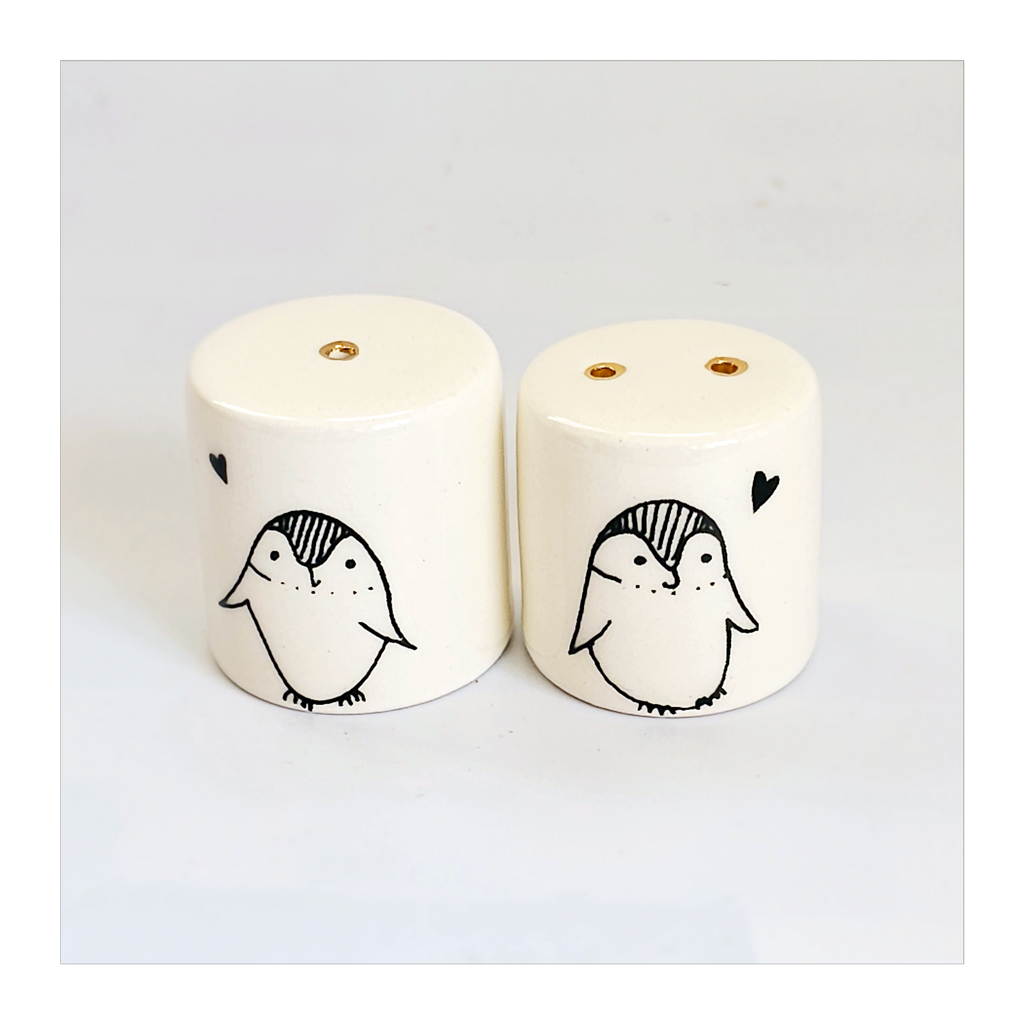 Rare Contemporary Design Love Birds Salt & Pepper Shaker