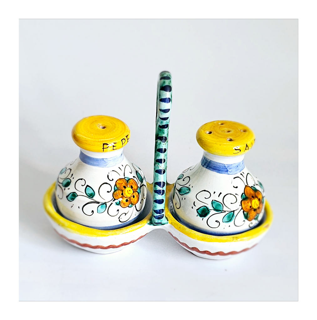 Vintage Italian Ars Deruta Studio Pottery Mjolica Ceramic Hand Painted Salt & Pepper Shaker