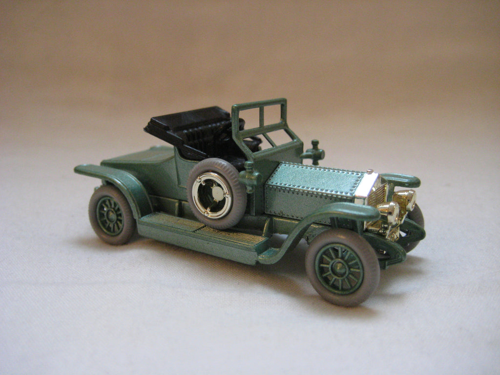 Days Gone Die-Cast vintage model of 1907 Rolls Royce Silver Ghost Coupe Metallic Green by Lledo