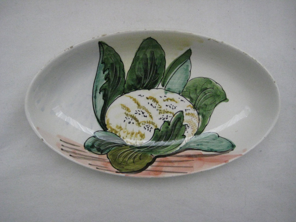 Ceramic oval shaped dish with vegetable drawing hand painted in Italy by Mancioli