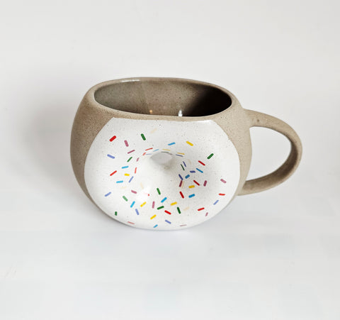 Urban Outfitters Novelty 3D Donut Shaped Stoneware Tea / Coffee Mug