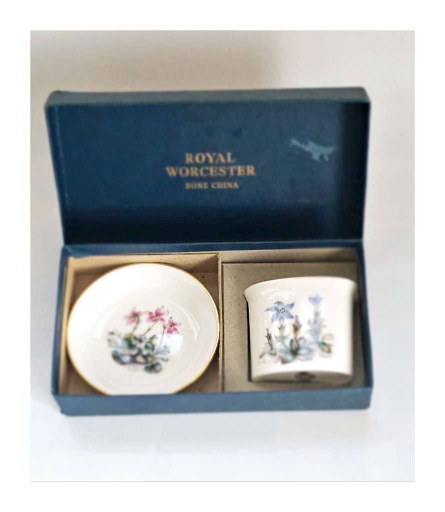 Vintage Royal Worcester Fine Bone China Pin Dish / Toothpick Holder / Small Vase